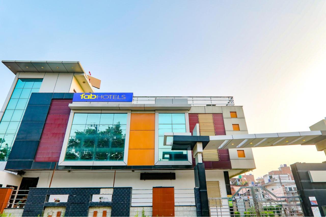 Super Townhouse Keshavpuram Formerly Shree Pushpraj Hotel Kanpur Exterior photo